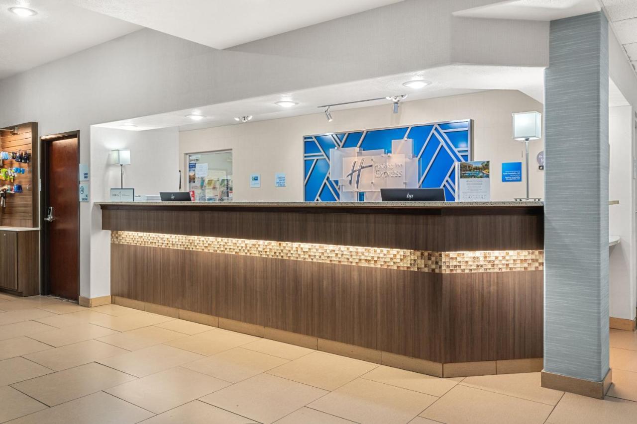 Holiday Inn Express Wenatchee By Ihg Exteriör bild