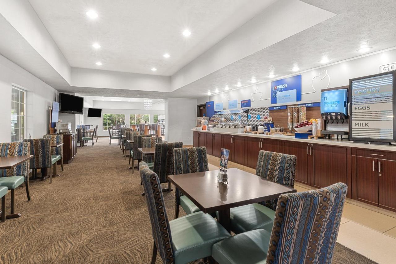 Holiday Inn Express Wenatchee By Ihg Exteriör bild