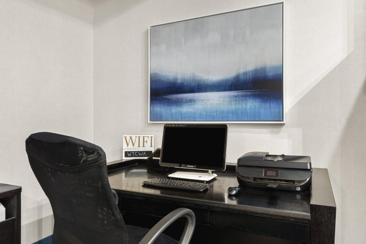 Holiday Inn Express Wenatchee By Ihg Exteriör bild
